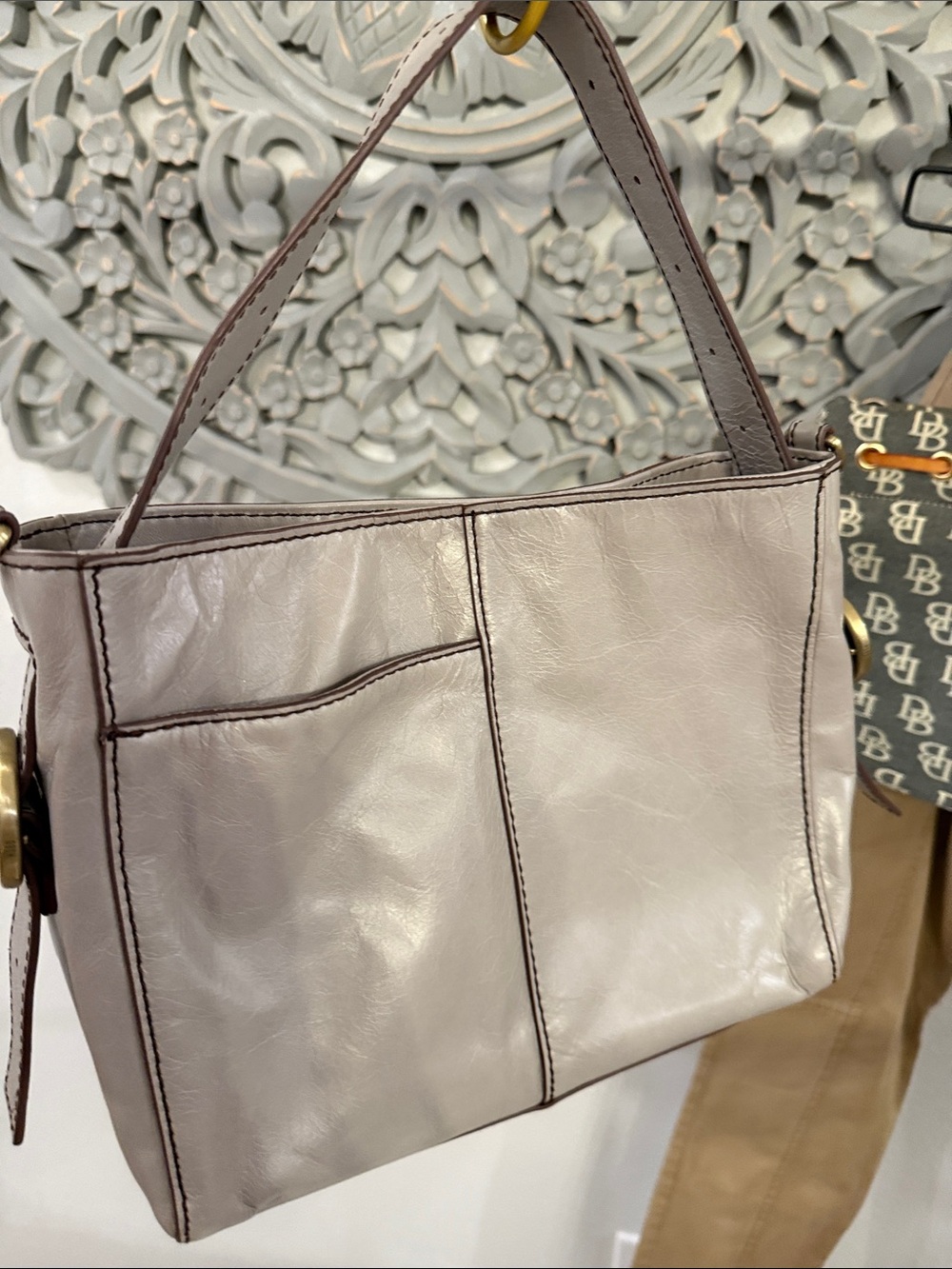 Hobo brand Classic Taupe Leather Shoulder Bag - Women - Picture 9 of 12